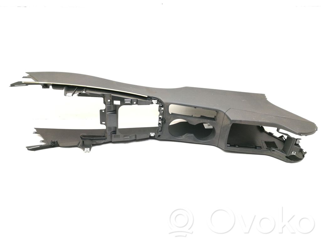 Audi Q3 8U Consola central 