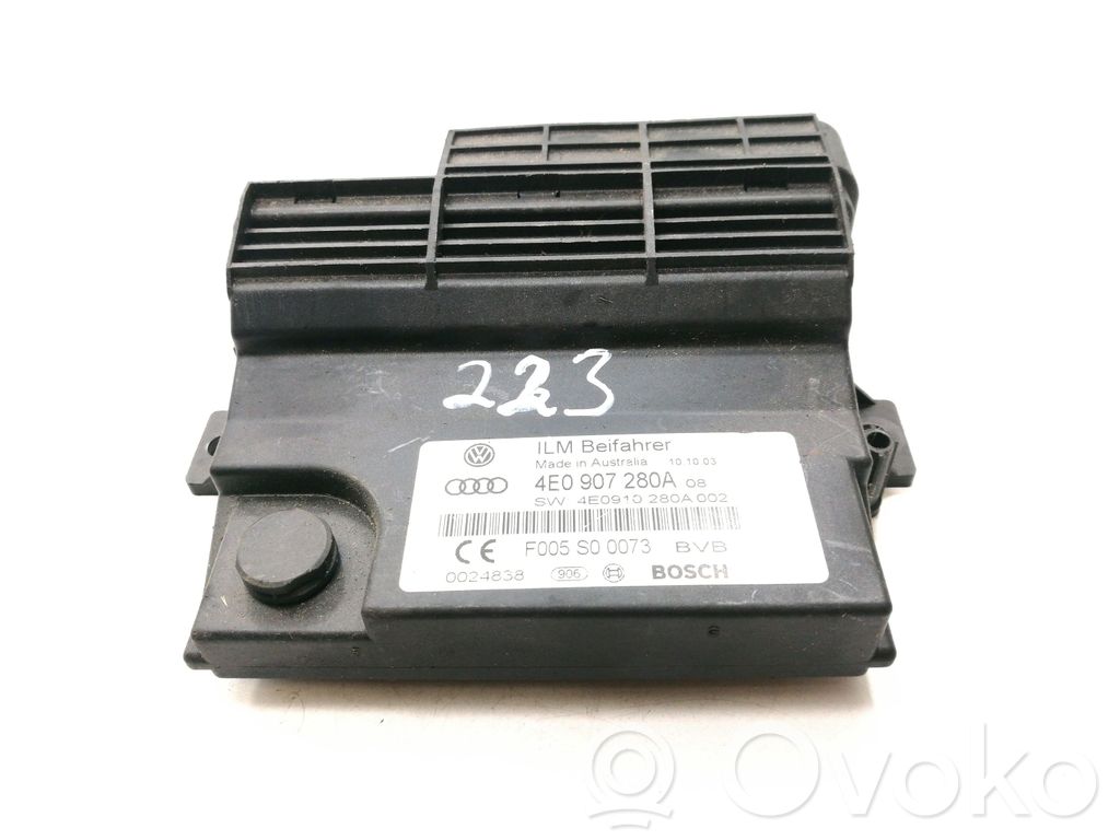 Audi A8 S8 D3 4E Maitinimo valdymo blokas 