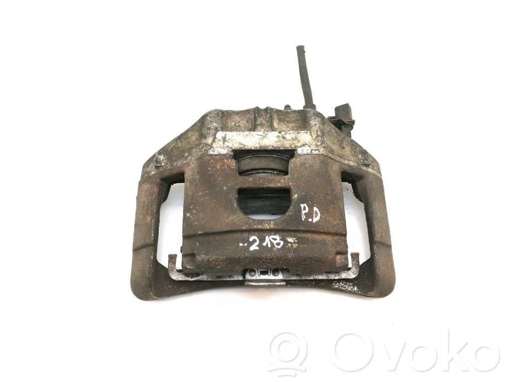 Audi A6 S6 C6 4F Priekinis suportas 