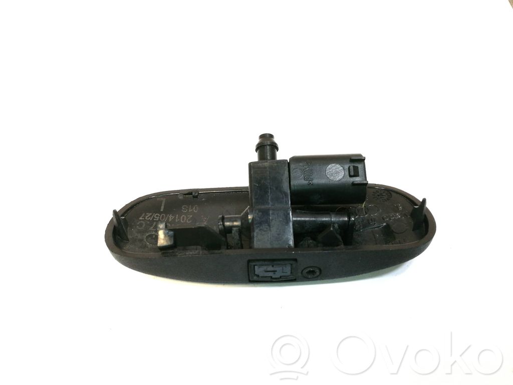 Audi A8 S8 D4 4H Windshield washer spray nozzle 