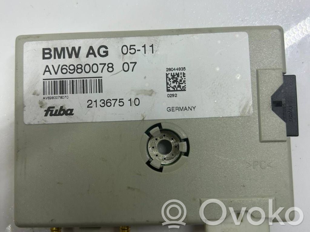 BMW 1 E82 E88 Antenos stiprintuvas 