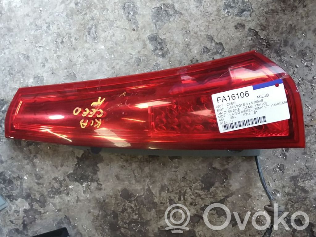 Rear/tail lights