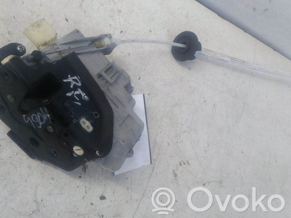 Central locking motor   8J1837016A