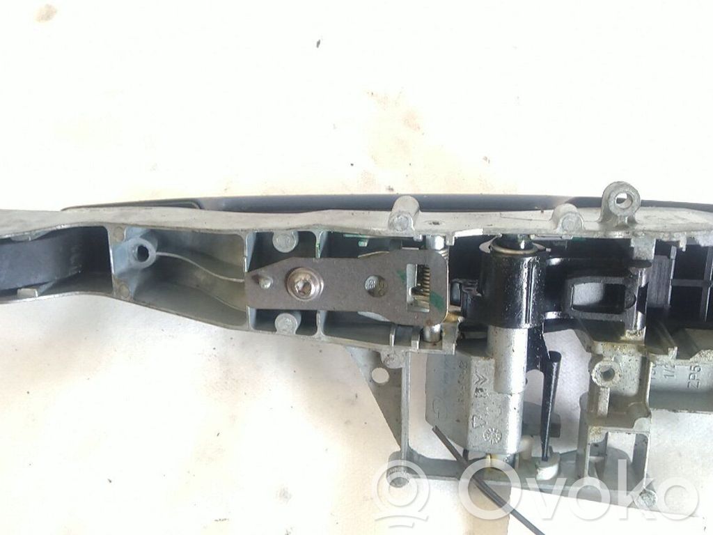 Manecilla externa puerta delantera   9101HS
