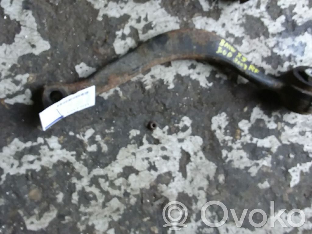 Front lower control arm/wishbone   31126760276