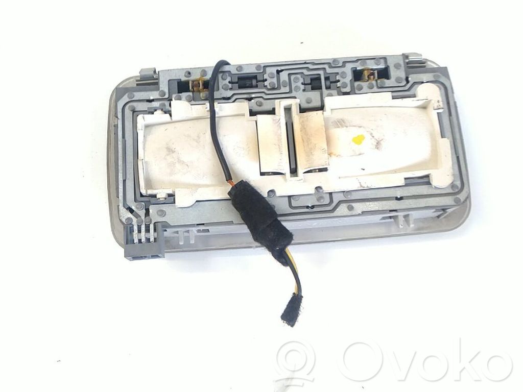 Opel Combo D Etuistuimen valo 