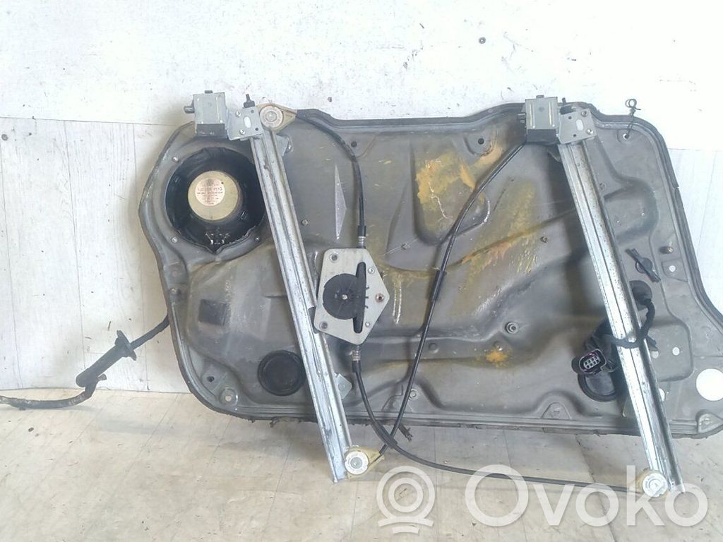 Volkswagen Golf IV Silnik regulatora szyby drzwi przednich
