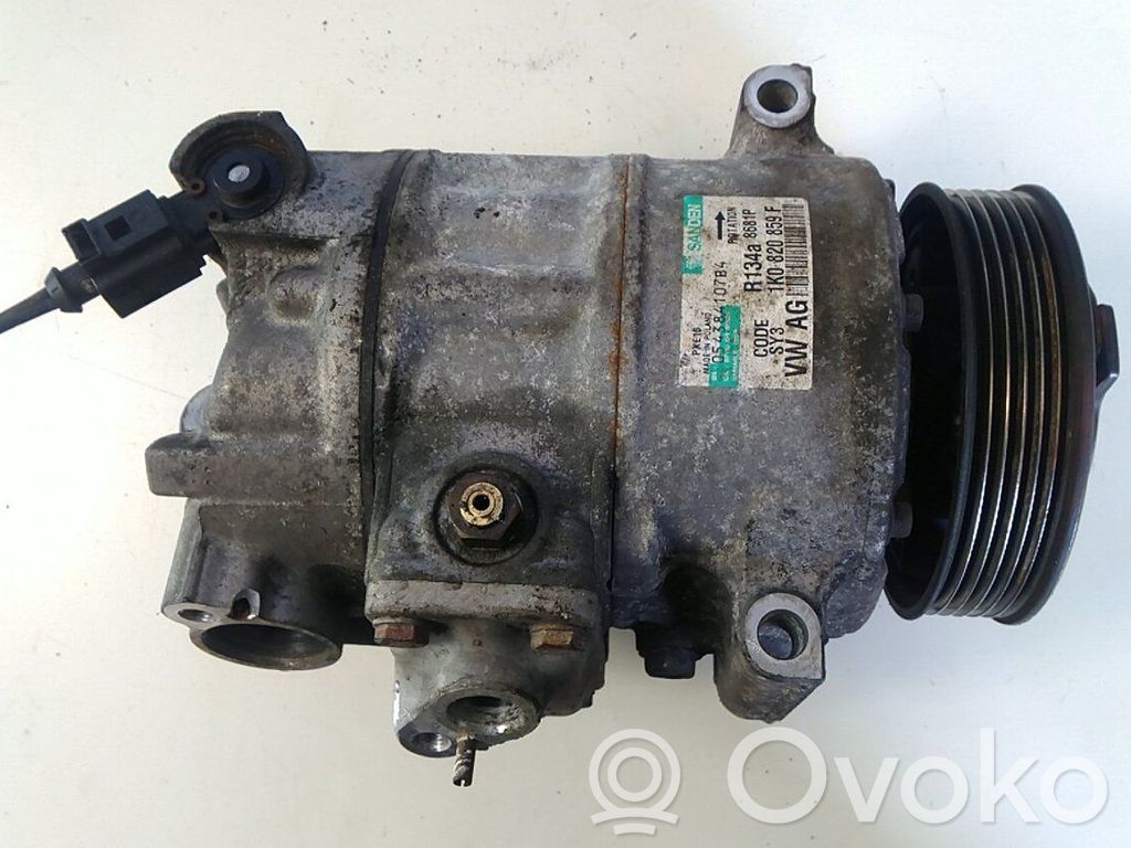 Volkswagen PASSAT B6 Compressore aria condizionata (A/C) (pompa)