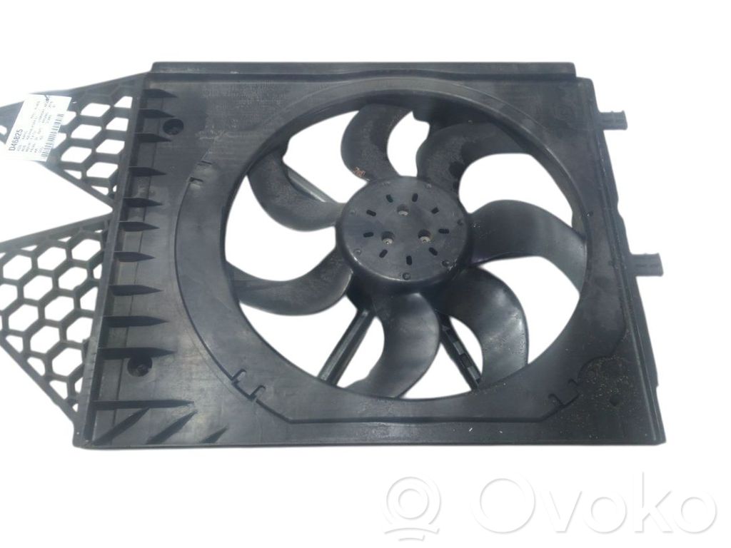 Skoda Rapid (NH) Ventilatore di raffreddamento elettrico del radiatore 