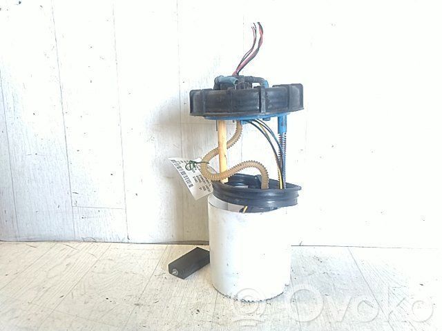 Volkswagen Touran I Pompa carburante immersa