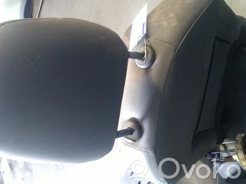 Citroen C3 Kuljettajan istuin 