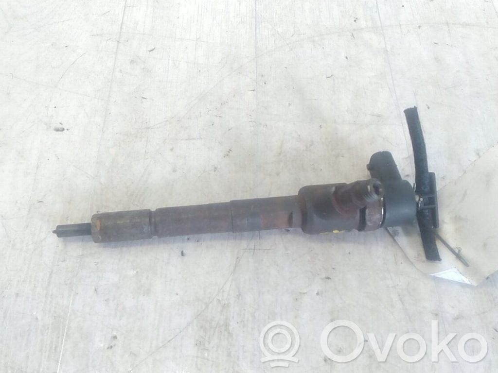 Inyector de combustible