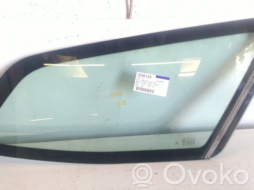 Citroen C5 Rear side window 