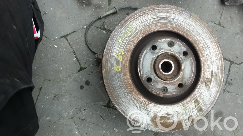 Citroen C4 Grand Picasso Fuzetă butuc roată față 