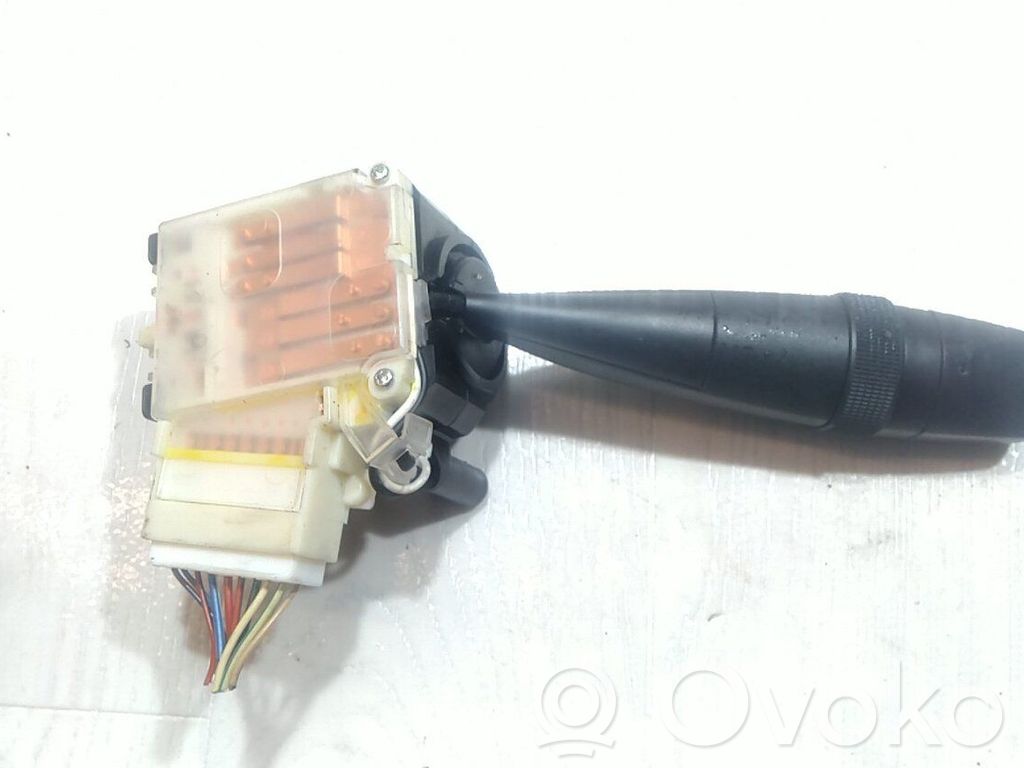 Suzuki Swift II Commodo, commande essuie-glace/phare 