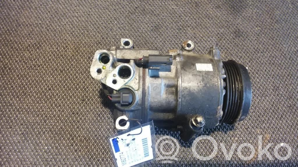 Mercedes-Benz A W169 Compressore aria condizionata (A/C) (pompa)