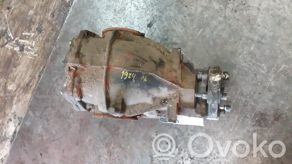 Hinterachsdifferential   A2113505362