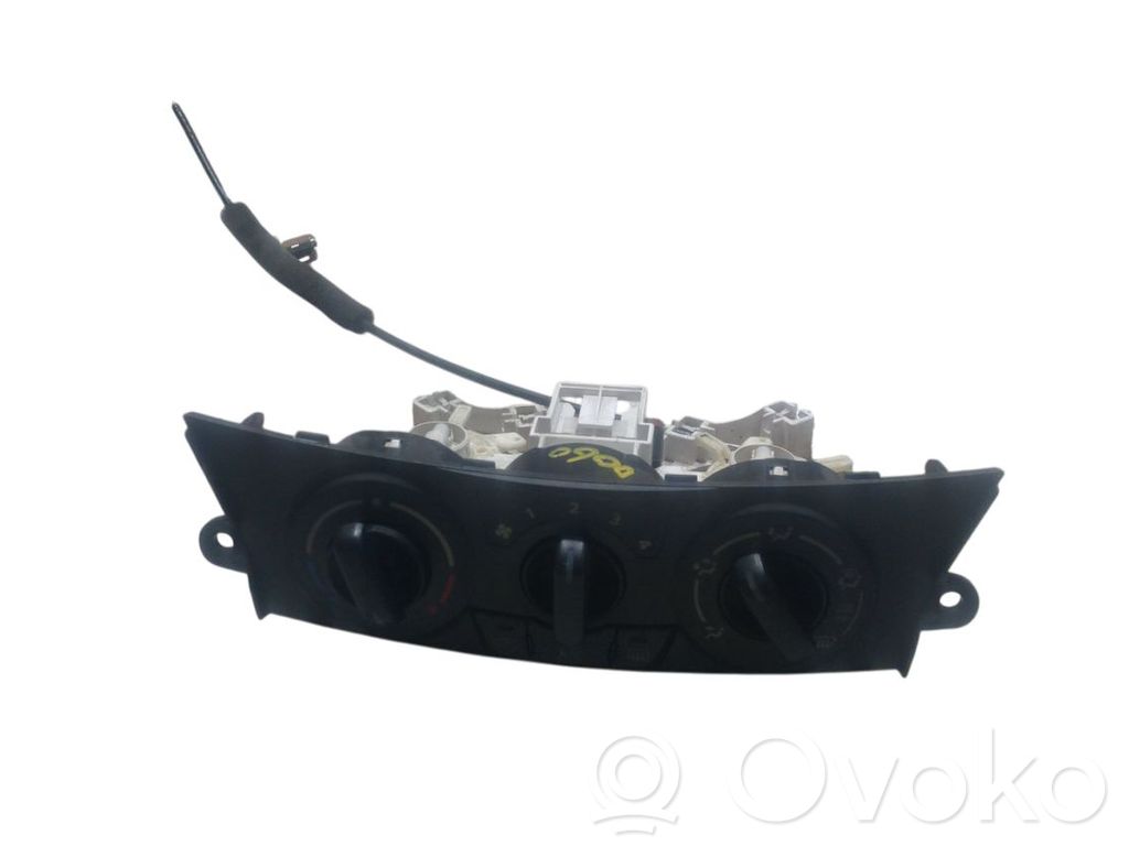 Suzuki Swift II Climate control unit 