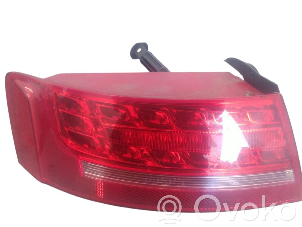 Takavalot   8T8945095D