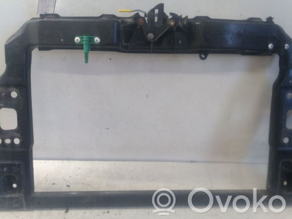 Pas przedni   0000052108635