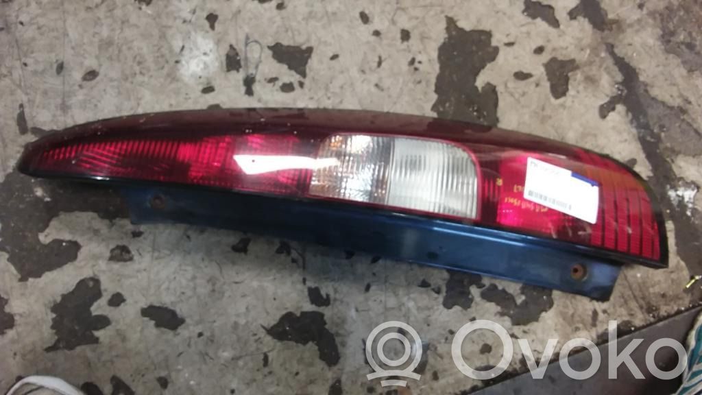 Lampa tylna