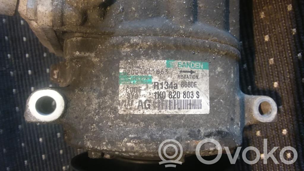Ilmastointilaitteen kompressorin pumppu (A/C)   1K0820803S
