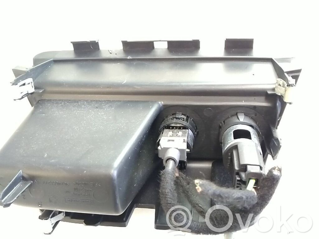 Botón interruptor de maletero abierto   9674655277TR