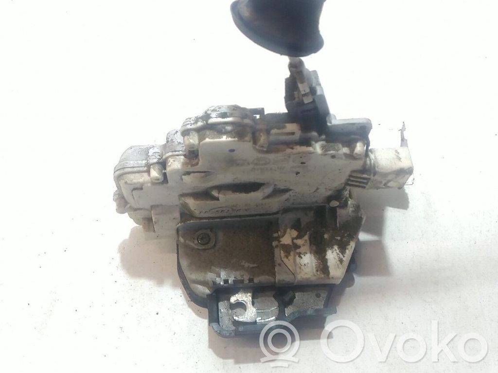 Audi A4 S4 B7 8E 8H Motor de bloqueo de puertas 