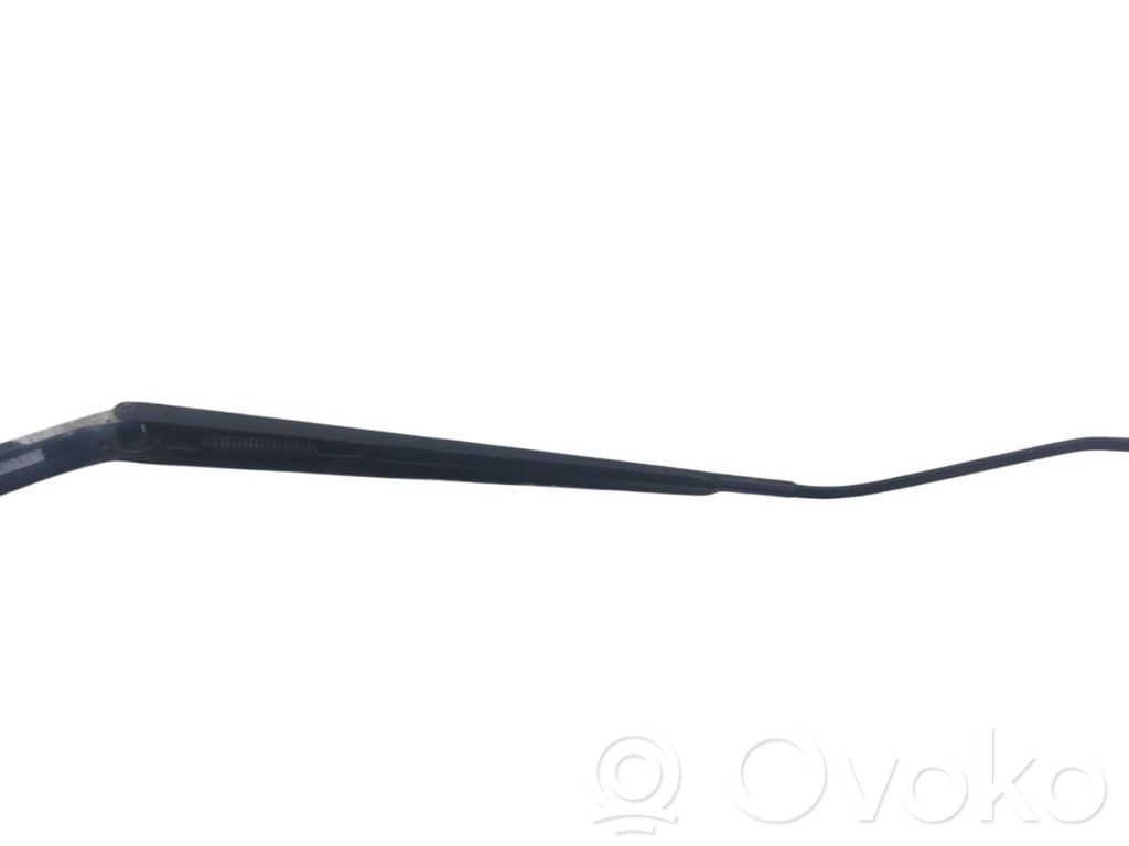 Wischerarm vorne   CC3067321A