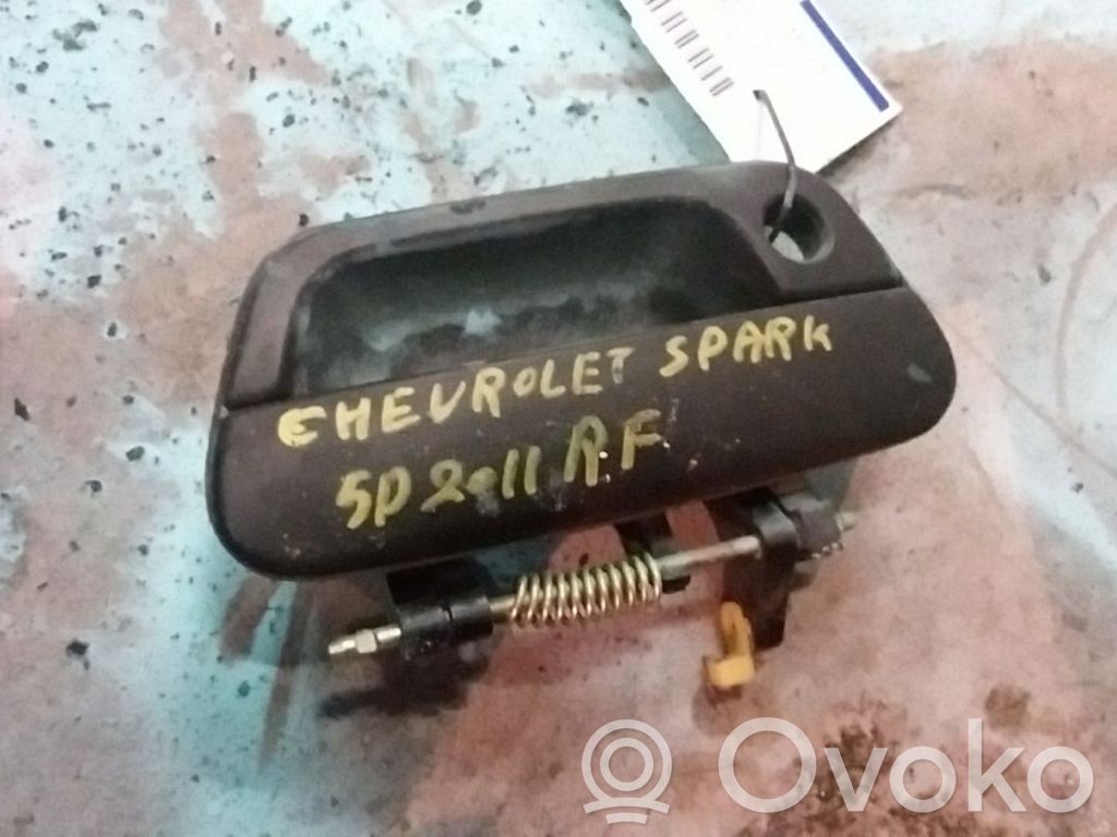 Chevrolet Spark Manecilla externa puerta delantera 