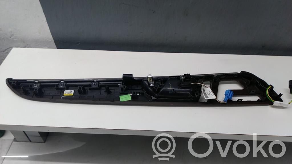 Mercedes-Benz ML W166 Maniglia interna per portiera anteriore 