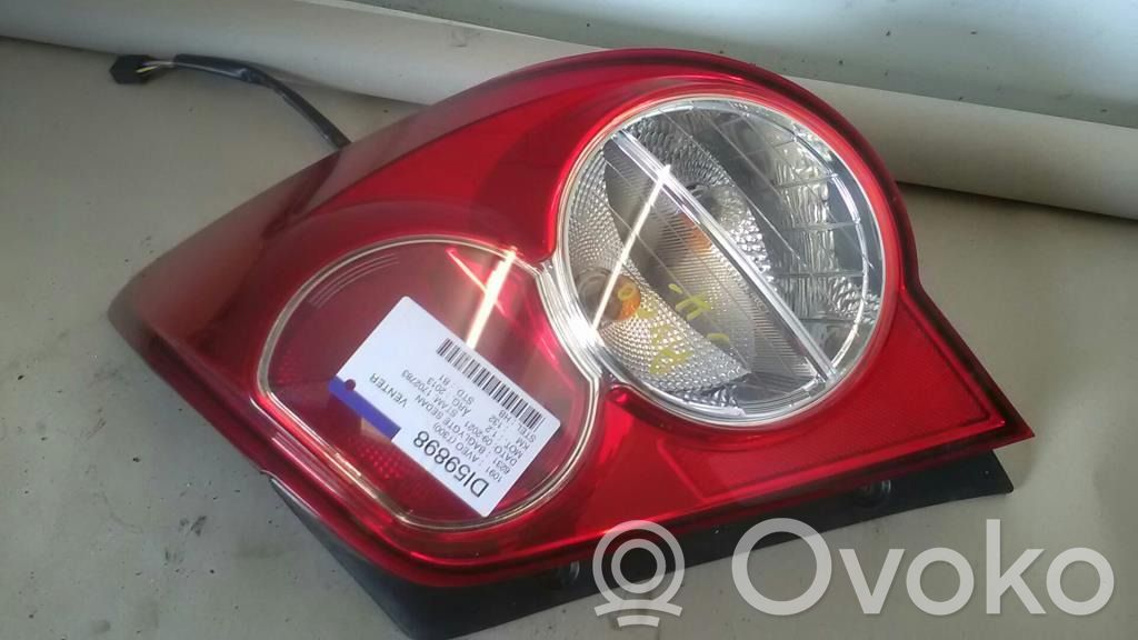 Luci posteriori   96830976