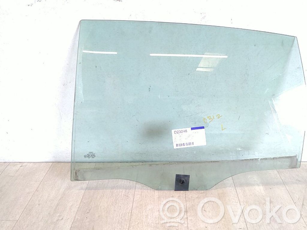 Audi A2 Luna de la puerta delantera cuatro puertas 