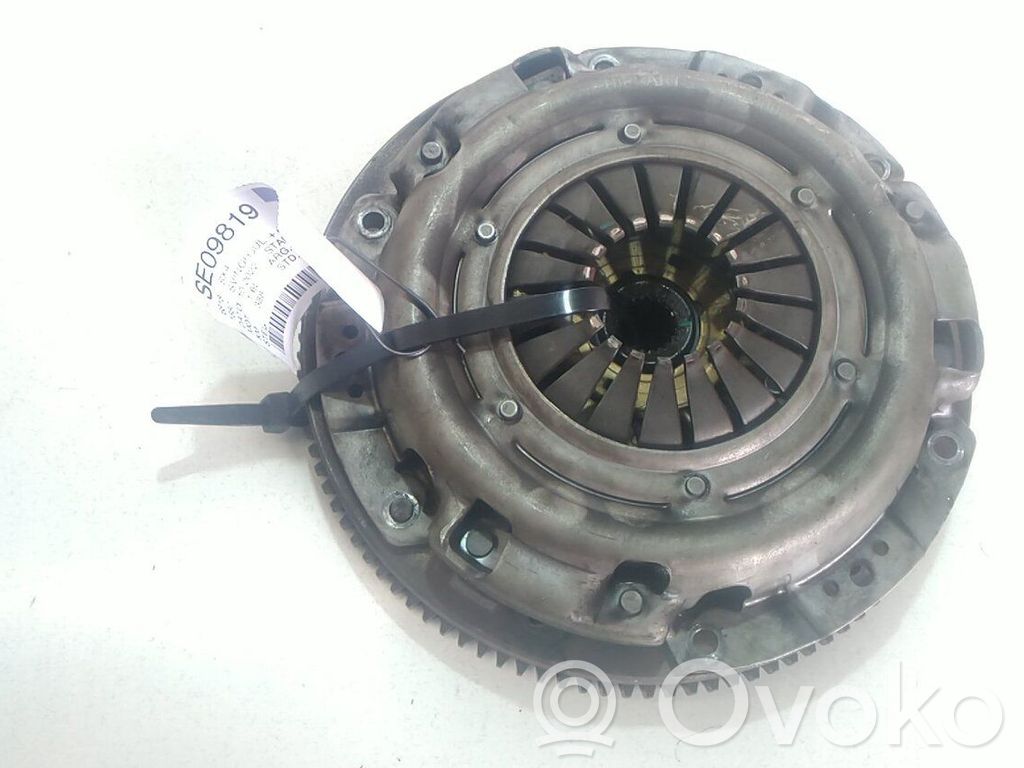 Suzuki SX4 Kit d'embrayage 