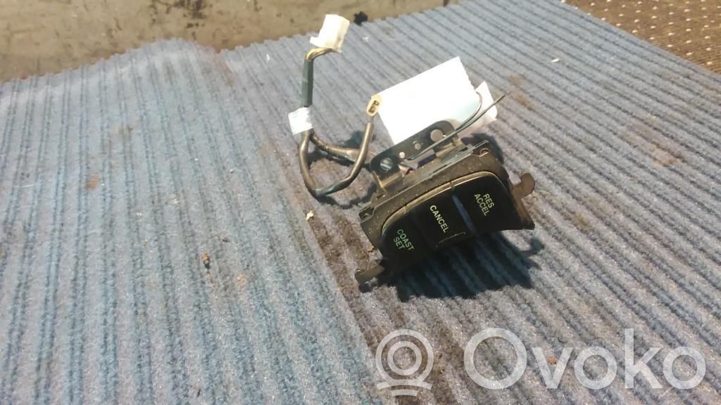 Interruptor de luz   967003K001