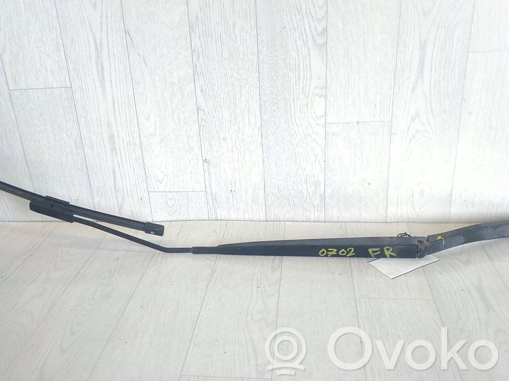 Wischerarm vorne   288869893R
