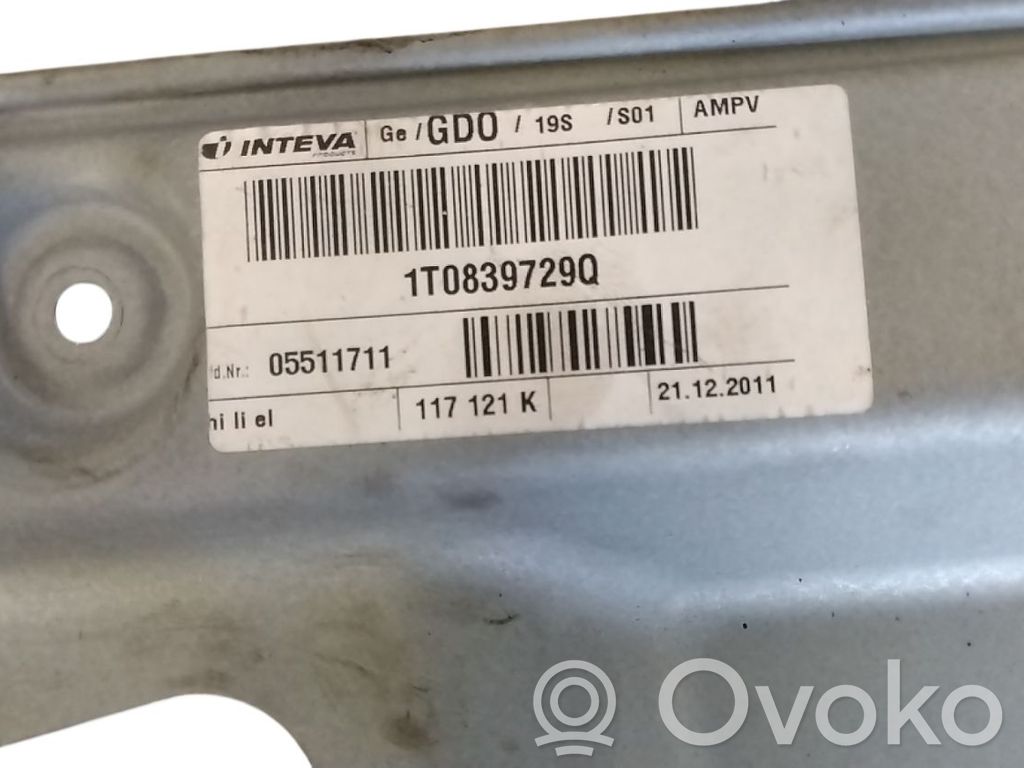 Volkswagen Touran I Macara ușă față cu motor 