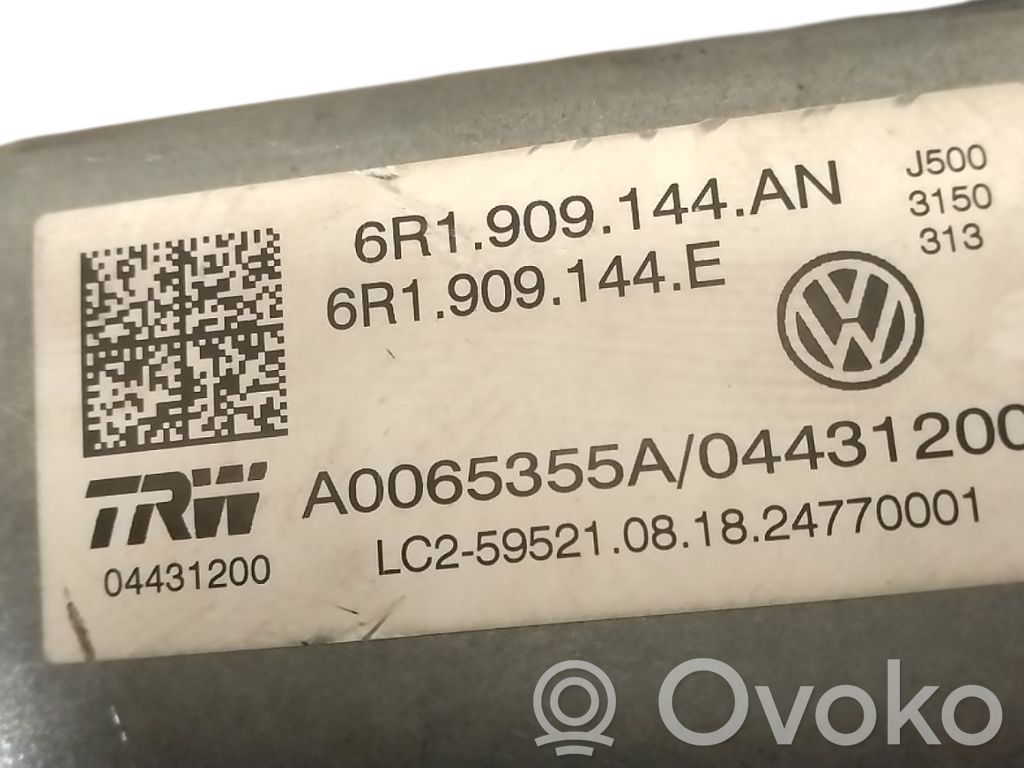 Volkswagen Up Ohjauspyörän akseli