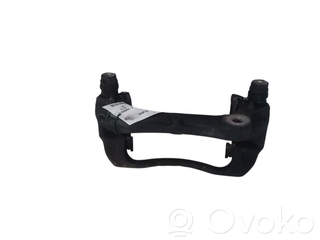 Opel Astra J Mocowanie przedniego zacisku hamulca