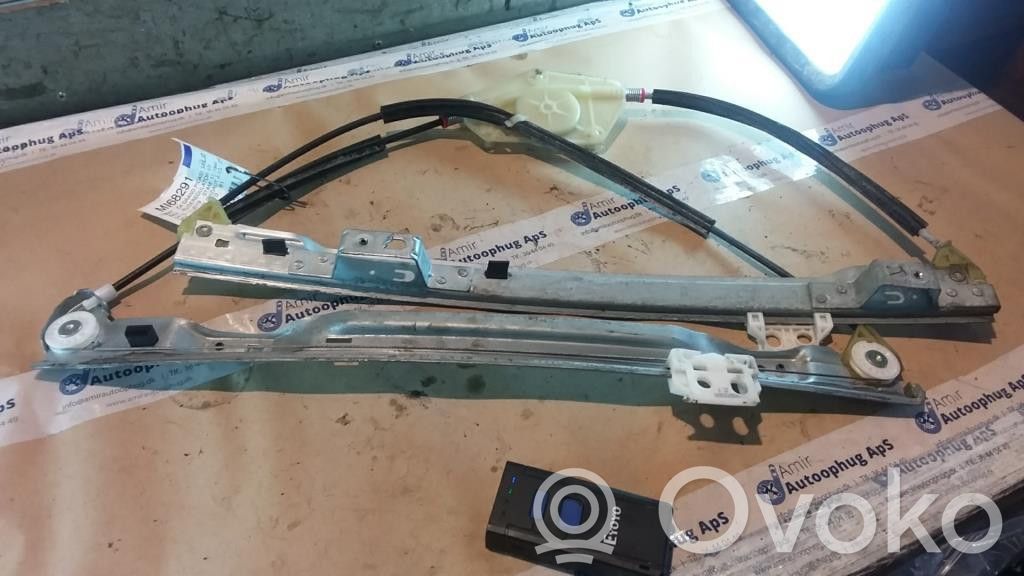 Citroen C4 Grand Picasso Macara ușă față cu motor 