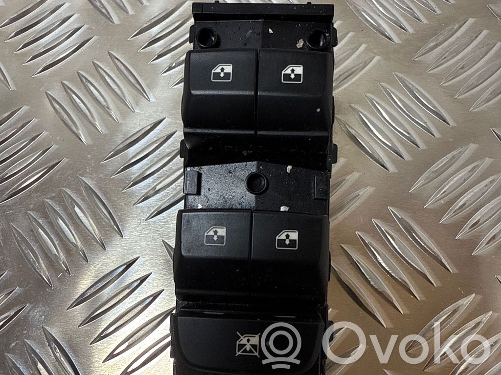 KIA Ceed Interruptor del elevalunas eléctrico 