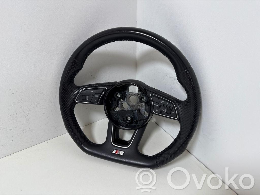Audi A3 S3 8V Ohjauspyörä 