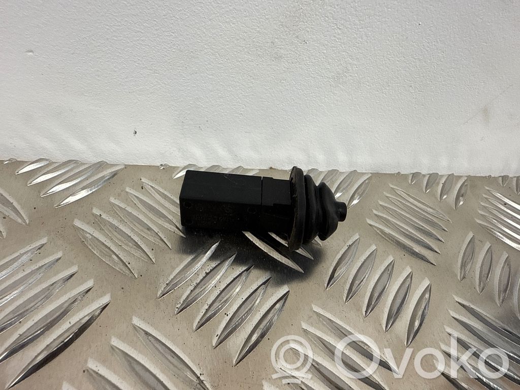 BMW 3 E90 E91 Fuel tank opening switch 
