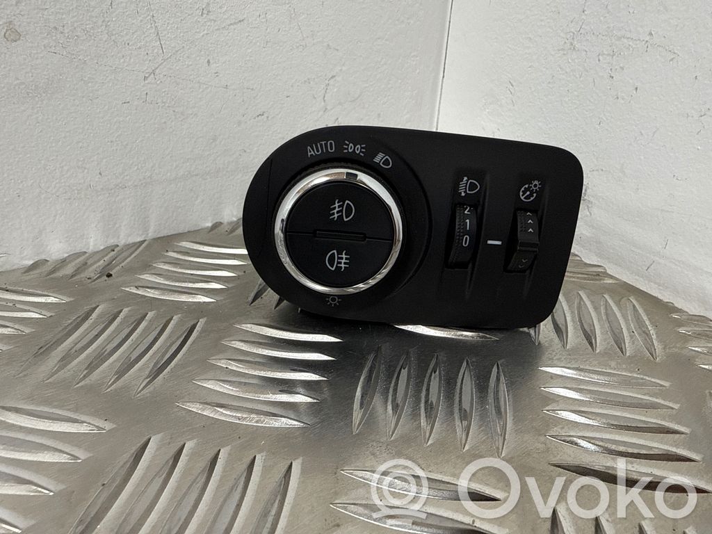Opel Astra K Light switch 