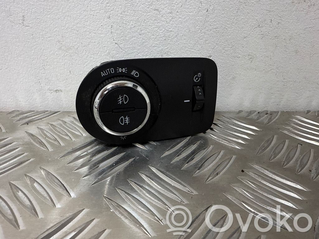 Opel Astra K Light switch 