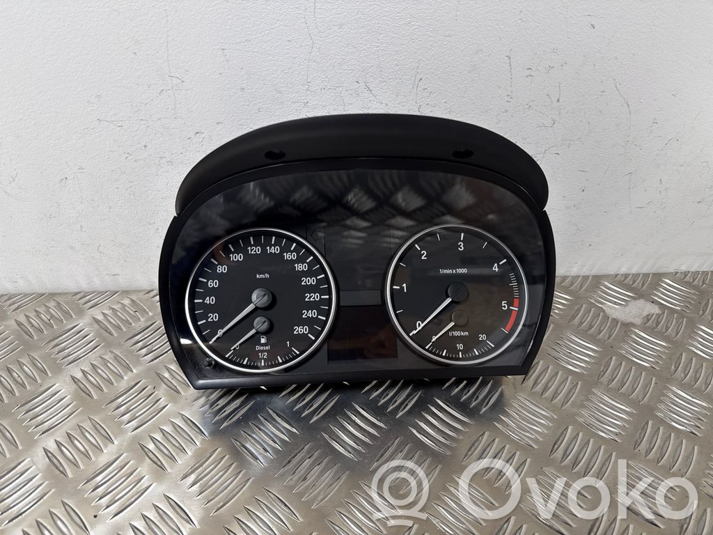 Speedometer (instrument cluster)   102535075,9141487,450121952