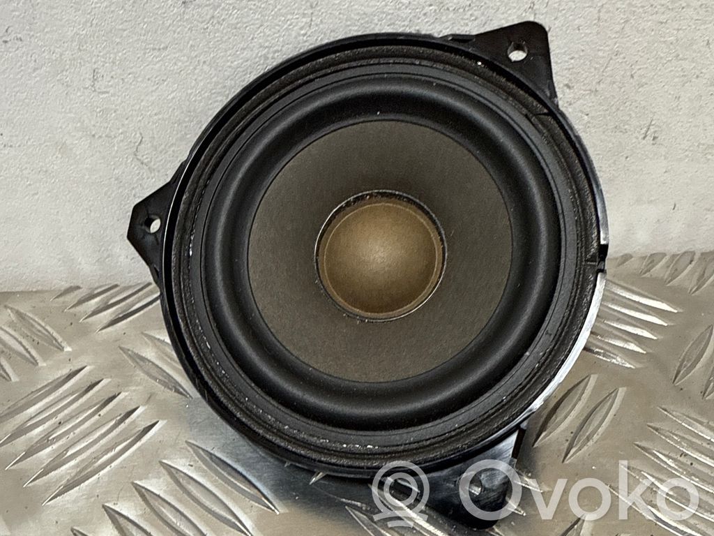 Audi A3 S3 8V Enceinte de porte arrière 
