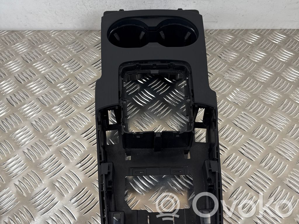 Audi A3 S3 8V Kita centrinė konsolės (tunelio) detalė 