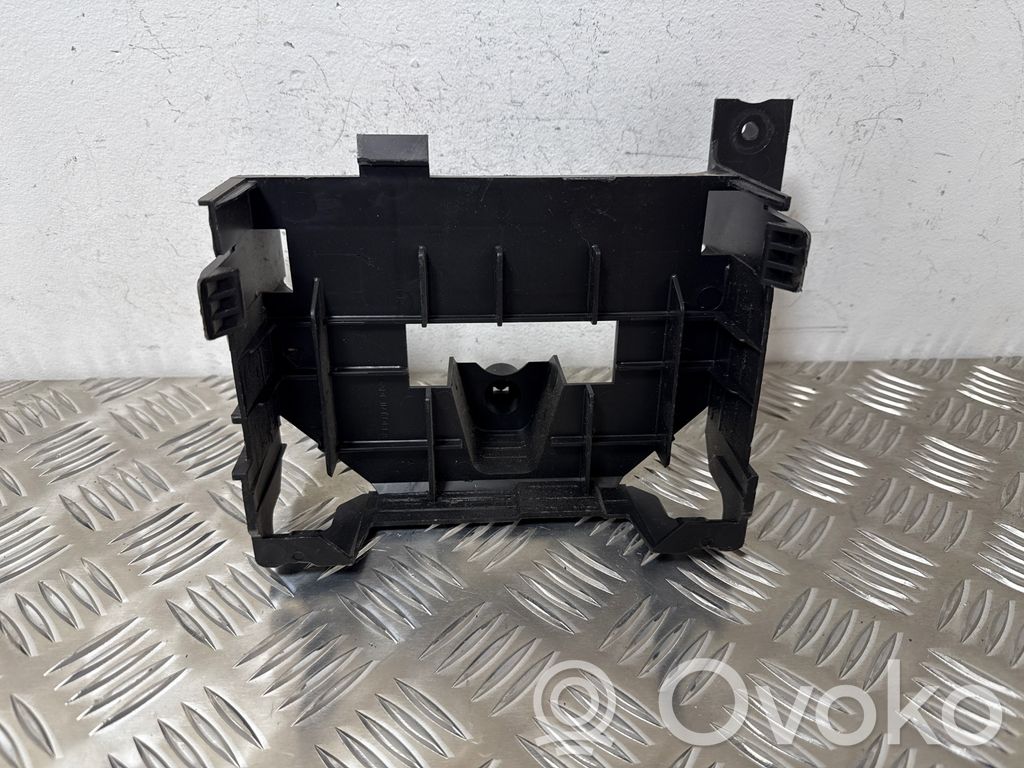 Opel Mokka Other engine bay part 