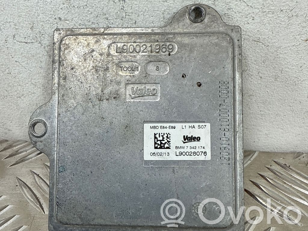 BMW X1 E84 Headlight ballast module Xenon 
